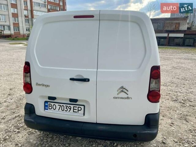 Білий Сітроен Берлінго, об'ємом двигуна 1.56 л та пробігом 247 тис. км за 4000 $, фото 11 на Automoto.ua