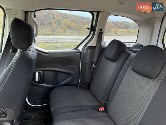Ситроен Берлинго 2013 в Бережанах на Automoto.ua Белый Ситроен Берлинго, объемом двигателя 1.56 л и пробегом 248 тыс. км за 6800 $, фото 16 на Automoto.ua