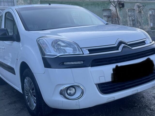 Белый Ситроен Берлинго, объемом двигателя 1.6 л и пробегом 216 тыс. км за 9100 $, фото 18 на Automoto.ua