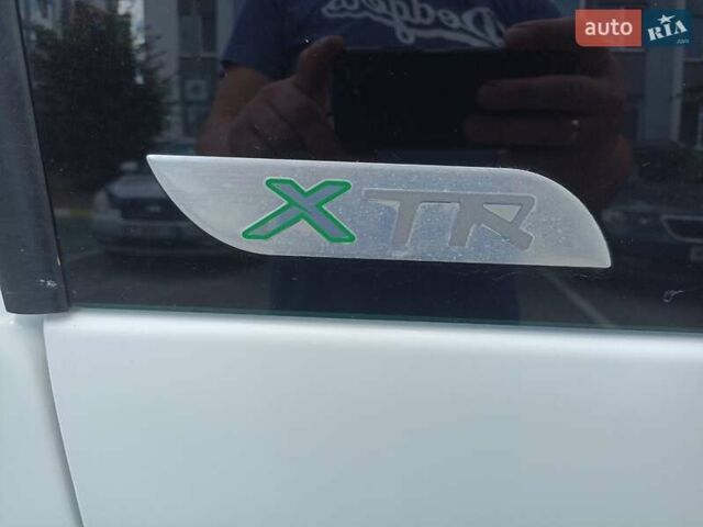 Белый Ситроен Берлинго, объемом двигателя 1.56 л и пробегом 159 тыс. км за 9600 $, фото 8 на Automoto.ua