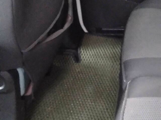 Белый Ситроен Берлинго, объемом двигателя 1.6 л и пробегом 236 тыс. км за 8200 $, фото 7 на Automoto.ua