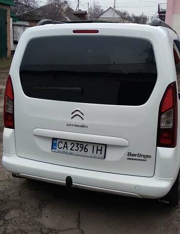Белый Ситроен Берлинго, объемом двигателя 1.6 л и пробегом 238 тыс. км за 8200 $, фото 8 на Automoto.ua