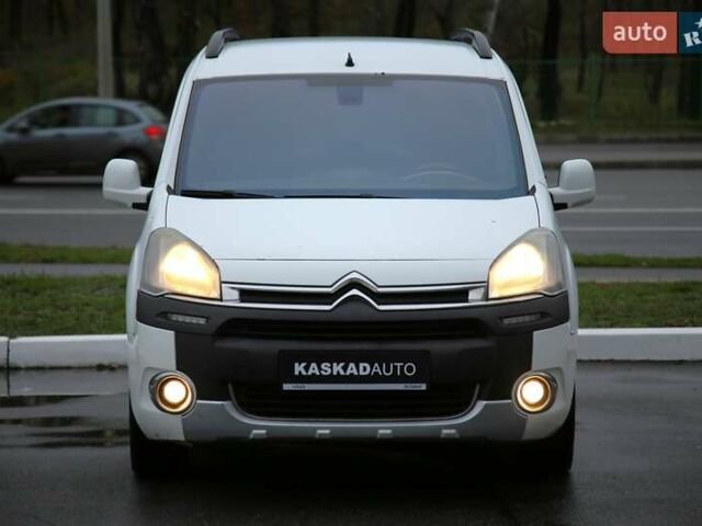 Білий Сітроен Берлінго, об'ємом двигуна 1.6 л та пробігом 239 тис. км за 6700 $, фото 1 на Automoto.ua