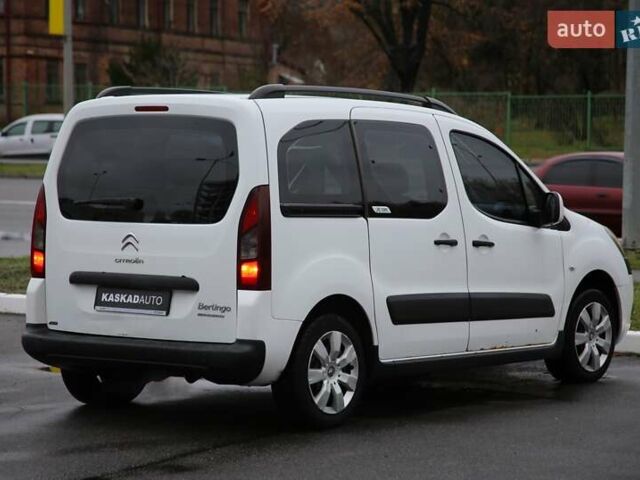 Білий Сітроен Берлінго, об'ємом двигуна 1.6 л та пробігом 239 тис. км за 6700 $, фото 5 на Automoto.ua