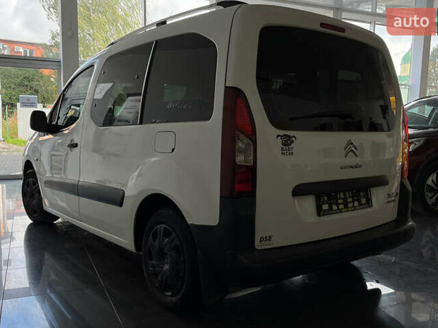 Белый Ситроен Берлинго, объемом двигателя 1.56 л и пробегом 313 тыс. км за 7300 $, фото 4 на Automoto.ua