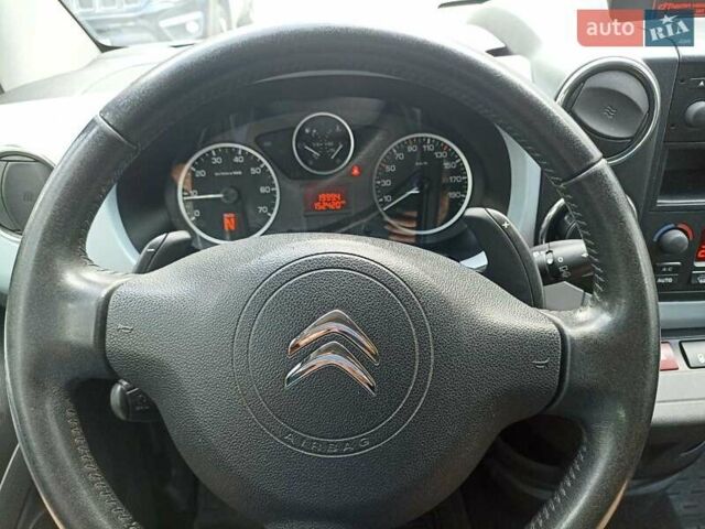 Сітроен Берлінго 2013 у Києві на Automoto.ua Білий Сітроен Берлінго, об'ємом двигуна 1.56 л та пробігом 153 тис. км за 9600 $, фото 13 на Automoto.ua