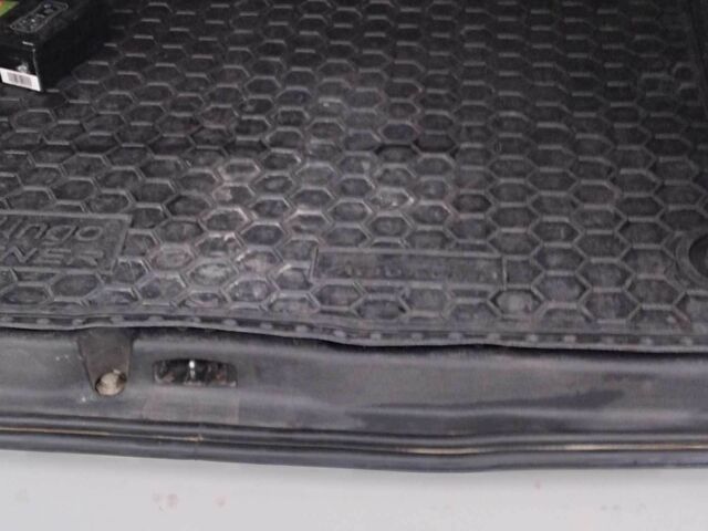 Белый Ситроен Берлинго, объемом двигателя 1.6 л и пробегом 236 тыс. км за 8200 $, фото 8 на Automoto.ua