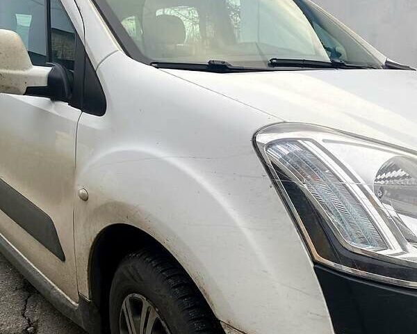 Белый Ситроен Берлинго, объемом двигателя 1.6 л и пробегом 137 тыс. км за 9200 $, фото 12 на Automoto.ua