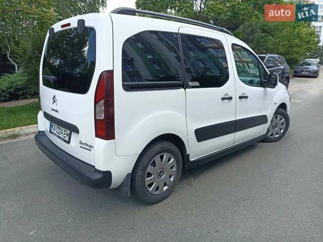 Белый Ситроен Берлинго, объемом двигателя 1.56 л и пробегом 159 тыс. км за 9600 $, фото 1 на Automoto.ua