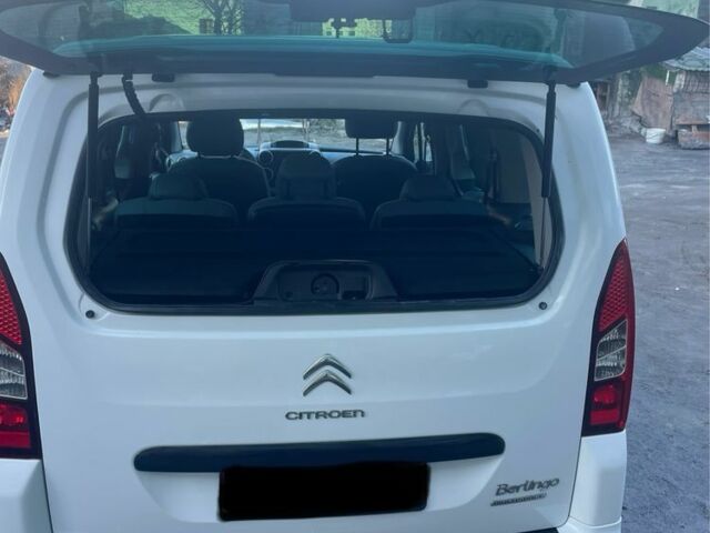 Белый Ситроен Берлинго, объемом двигателя 1.6 л и пробегом 216 тыс. км за 9100 $, фото 1 на Automoto.ua