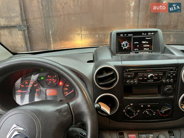 Белый Ситроен Берлинго, объемом двигателя 1.56 л и пробегом 455 тыс. км за 6200 $, фото 3 на Automoto.ua