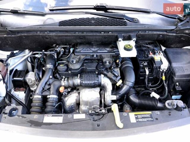 Білий Сітроен Берлінго, об'ємом двигуна 1.6 л та пробігом 230 тис. км за 7200 $, фото 27 на Automoto.ua