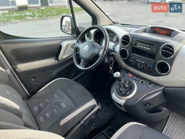Білий Сітроен Берлінго, об'ємом двигуна 1.6 л та пробігом 255 тис. км за 7650 $, фото 43 на Automoto.ua