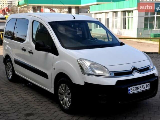 Білий Сітроен Берлінго, об'ємом двигуна 1.6 л та пробігом 230 тис. км за 7200 $, фото 5 на Automoto.ua