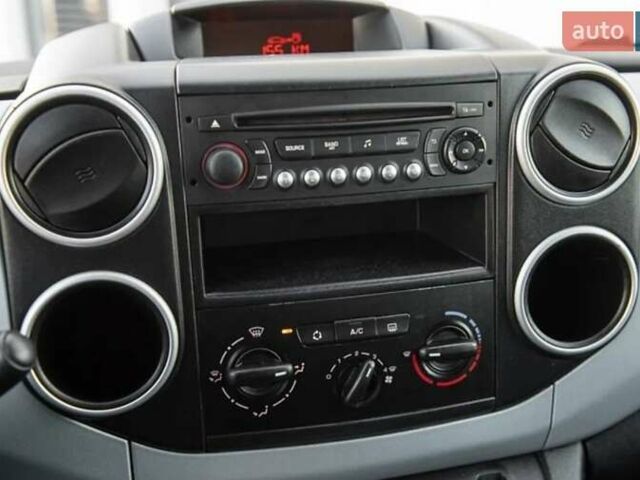 Сітроен Берлінго 2014 у Чернівцях на Automoto.ua Білий Сітроен Берлінго, об'ємом двигуна 1.6 л та пробігом 220 тис. км за 7900 $, фото 8 на Automoto.ua