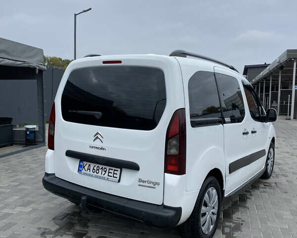 Белый Ситроен Берлинго, объемом двигателя 1.6 л и пробегом 235 тыс. км за 7800 $, фото 7 на Automoto.ua