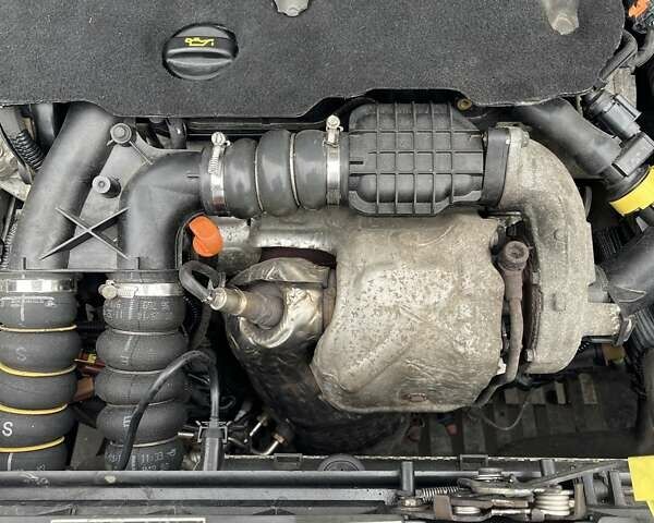 Белый Ситроен Берлинго, объемом двигателя 1.6 л и пробегом 255 тыс. км за 8100 $, фото 19 на Automoto.ua