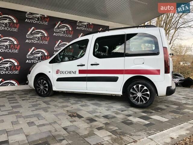 Белый Ситроен Берлинго, объемом двигателя 1.6 л и пробегом 192 тыс. км за 7800 $, фото 3 на Automoto.ua