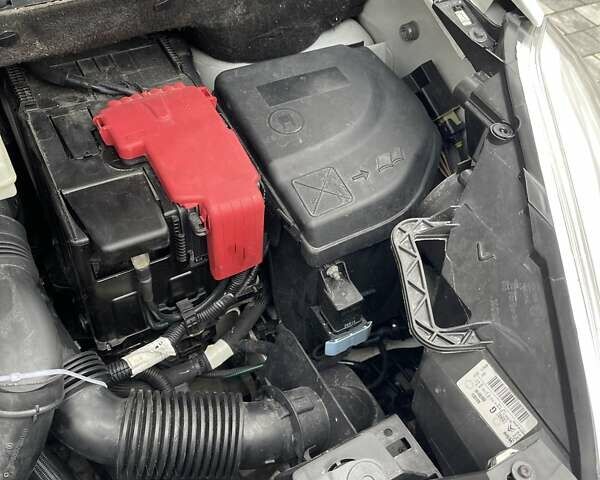 Белый Ситроен Берлинго, объемом двигателя 1.6 л и пробегом 255 тыс. км за 8100 $, фото 20 на Automoto.ua