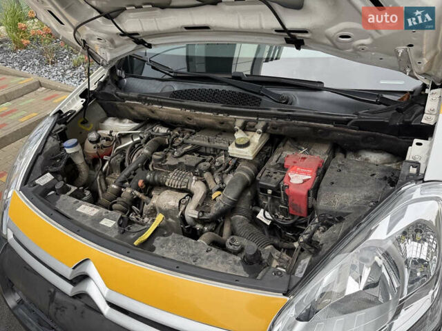 Білий Сітроен Берлінго, об'ємом двигуна 1.6 л та пробігом 93 тис. км за 8700 $, фото 10 на Automoto.ua