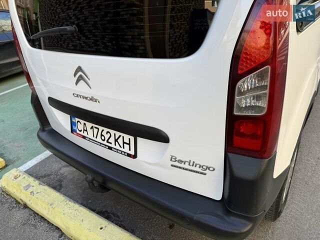 Белый Ситроен Берлинго, объемом двигателя 1.56 л и пробегом 125 тыс. км за 9700 $, фото 43 на Automoto.ua