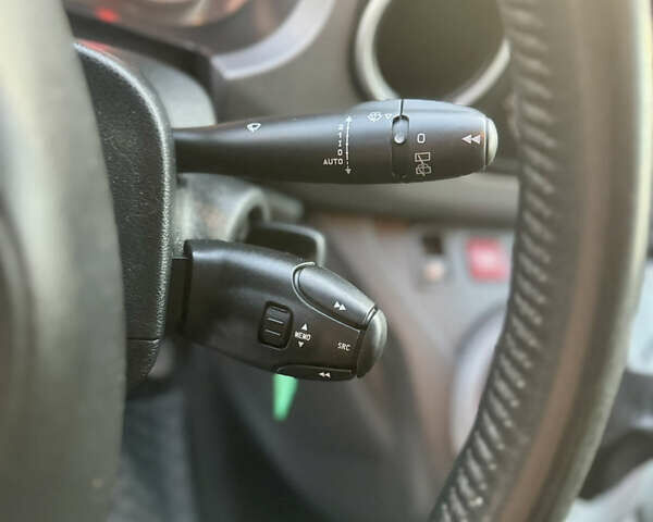 Белый Ситроен Берлинго, объемом двигателя 1.6 л и пробегом 192 тыс. км за 8850 $, фото 24 на Automoto.ua