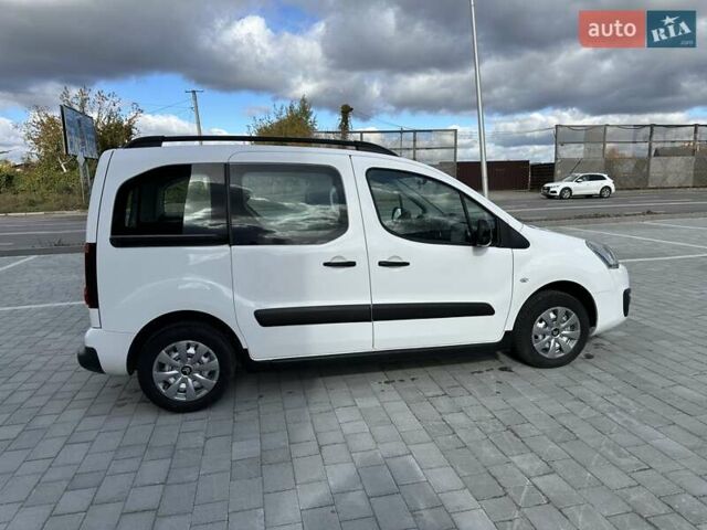 Белый Ситроен Берлинго, объемом двигателя 1.6 л и пробегом 240 тыс. км за 7750 $, фото 25 на Automoto.ua
