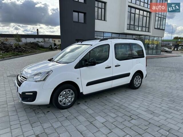 Белый Ситроен Берлинго, объемом двигателя 1.6 л и пробегом 240 тыс. км за 7750 $, фото 8 на Automoto.ua