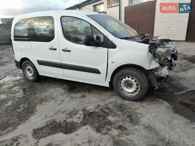 Білий Сітроен Берлінго, об'ємом двигуна 1.6 л та пробігом 86 тис. км за 5500 $, фото 7 на Automoto.ua