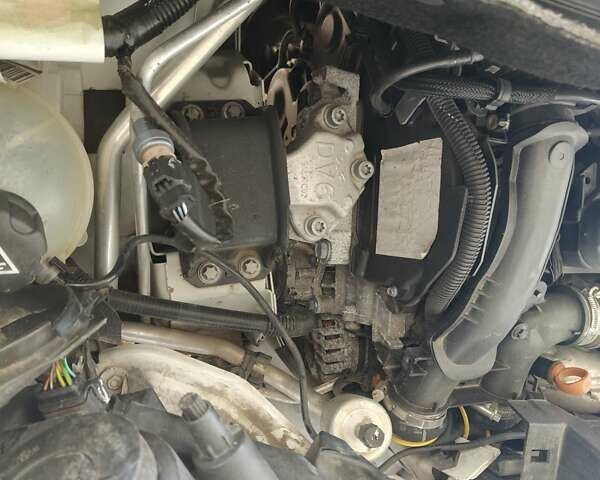 Белый Ситроен Берлинго, объемом двигателя 1.6 л и пробегом 86 тыс. км за 6350 $, фото 5 на Automoto.ua