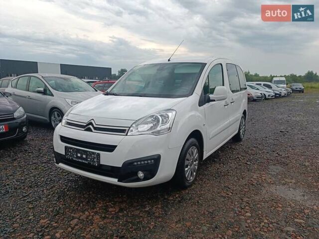 Белый Ситроен Берлинго, объемом двигателя 1.6 л и пробегом 172 тыс. км за 10500 $, фото 19 на Automoto.ua