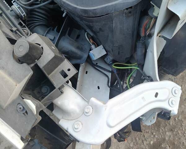 Білий Сітроен Берлінго, об'ємом двигуна 1.6 л та пробігом 86 тис. км за 5500 $, фото 3 на Automoto.ua