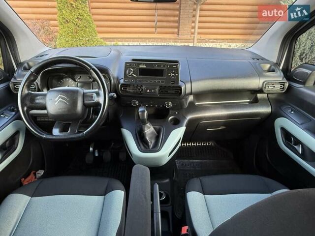 Сітроен Берлінго 2019 у Борисполе на Automoto.ua Білий Сітроен Берлінго, об'ємом двигуна 1.56 л та пробігом 120 тис. км за 13300 $, фото 61 на Automoto.ua
