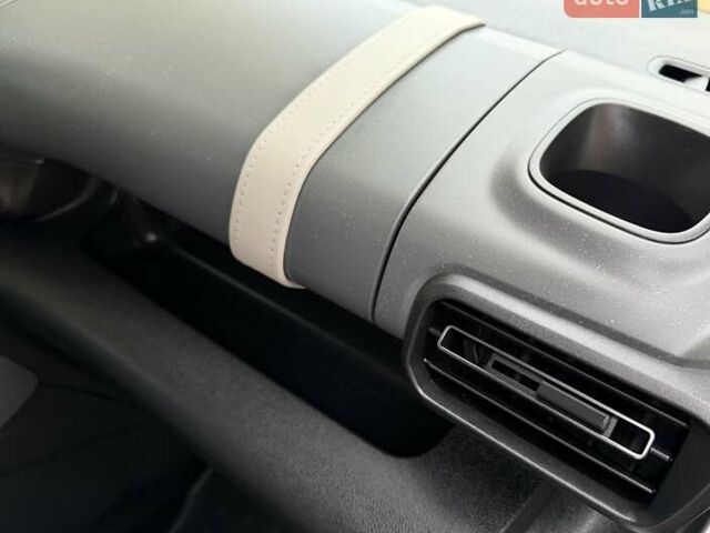 Белый Ситроен Берлинго, объемом двигателя 1.5 л и пробегом 159 тыс. км за 15950 $, фото 120 на Automoto.ua