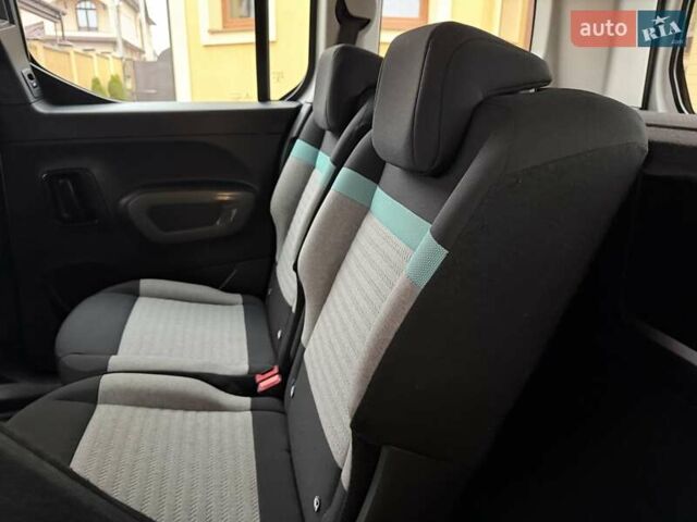 Белый Ситроен Берлинго, объемом двигателя 1.5 л и пробегом 159 тыс. км за 15950 $, фото 104 на Automoto.ua