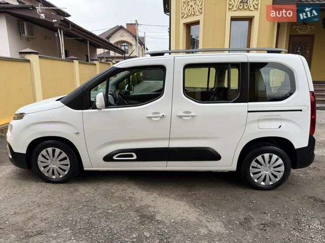 Белый Ситроен Берлинго, объемом двигателя 1.5 л и пробегом 159 тыс. км за 15950 $, фото 3 на Automoto.ua
