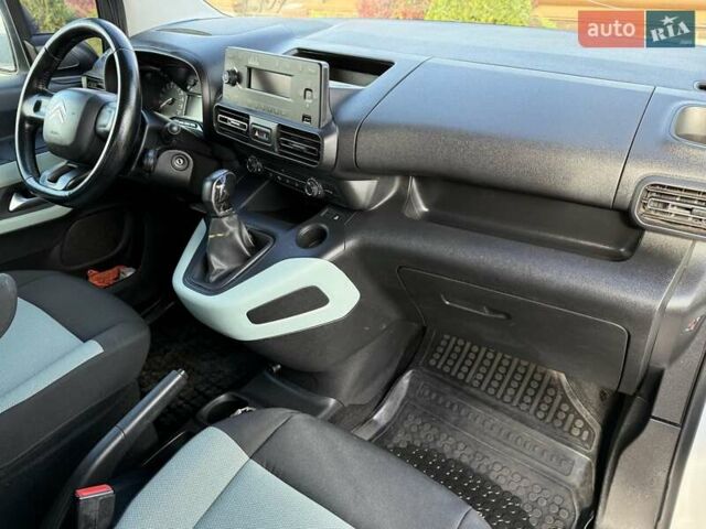 Сітроен Берлінго 2019 у Борисполе на Automoto.ua Білий Сітроен Берлінго, об'ємом двигуна 1.56 л та пробігом 120 тис. км за 13300 $, фото 58 на Automoto.ua