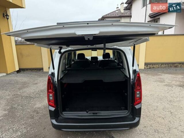 Белый Ситроен Берлинго, объемом двигателя 1.5 л и пробегом 159 тыс. км за 15950 $, фото 108 на Automoto.ua