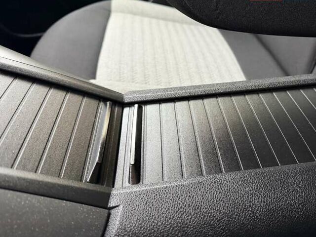 Белый Ситроен Берлинго, объемом двигателя 1.5 л и пробегом 159 тыс. км за 15950 $, фото 71 на Automoto.ua