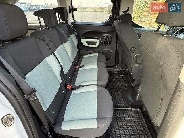 Сітроен Берлінго 2019 у Борисполе на Automoto.ua Білий Сітроен Берлінго, об'ємом двигуна 1.56 л та пробігом 120 тис. км за 13300 $, фото 52 на Automoto.ua