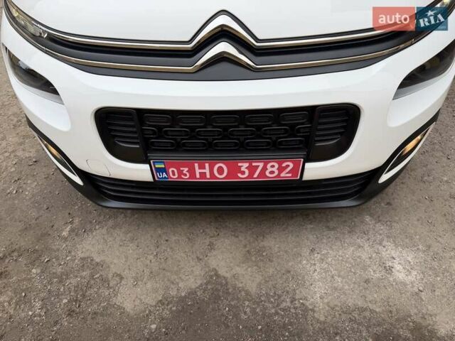 Белый Ситроен Берлинго, объемом двигателя 1.5 л и пробегом 159 тыс. км за 15950 $, фото 12 на Automoto.ua