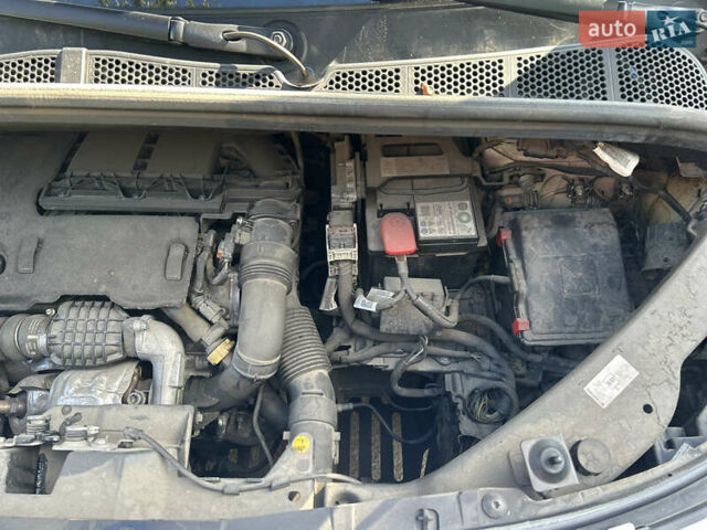 Белый Ситроен Берлинго, объемом двигателя 1.56 л и пробегом 49 тыс. км за 20700 $, фото 15 на Automoto.ua