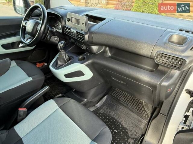 Сітроен Берлінго 2019 у Борисполе на Automoto.ua Білий Сітроен Берлінго, об'ємом двигуна 1.56 л та пробігом 120 тис. км за 13300 $, фото 56 на Automoto.ua