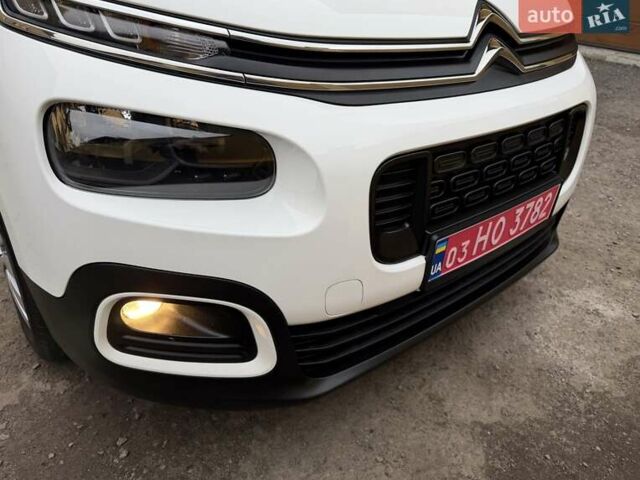 Белый Ситроен Берлинго, объемом двигателя 1.5 л и пробегом 159 тыс. км за 15950 $, фото 11 на Automoto.ua