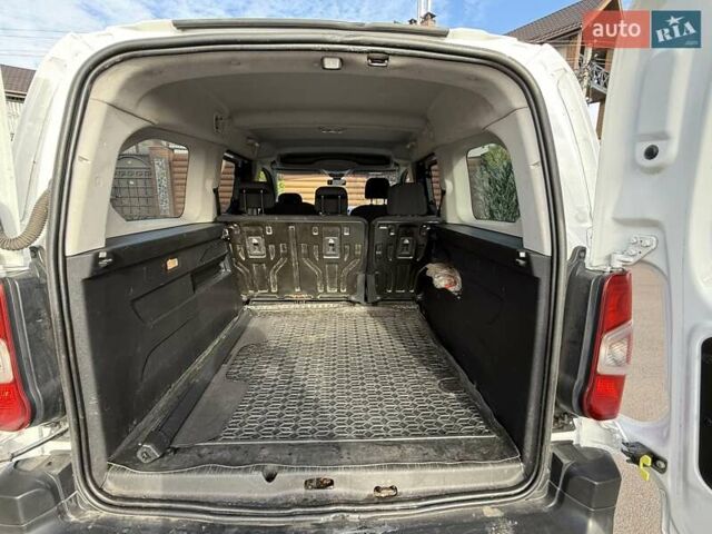 Сітроен Берлінго 2019 у Борисполе на Automoto.ua Білий Сітроен Берлінго, об'ємом двигуна 1.56 л та пробігом 120 тис. км за 13300 $, фото 65 на Automoto.ua