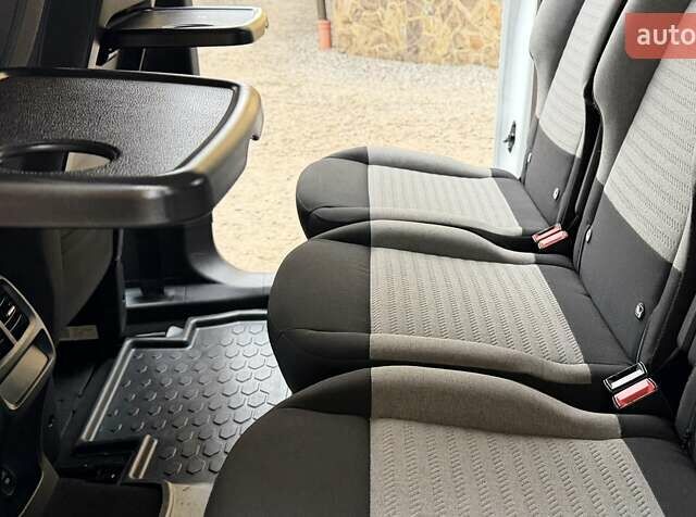 Белый Ситроен Берлинго, объемом двигателя 1.5 л и пробегом 159 тыс. км за 15950 $, фото 47 на Automoto.ua