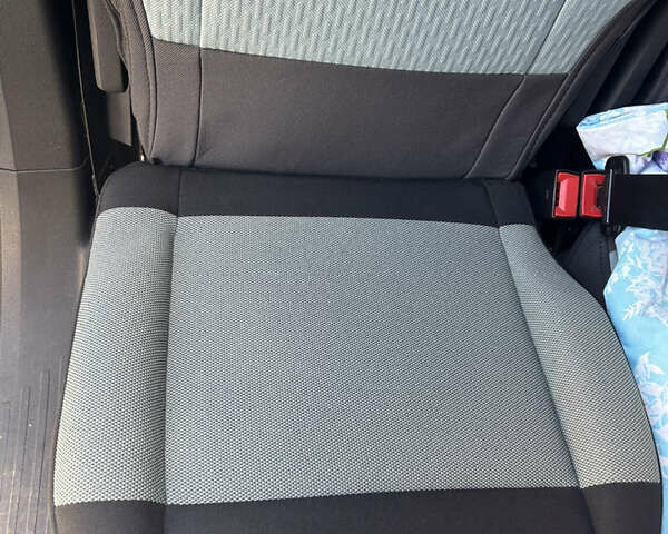 Белый Ситроен Берлинго, объемом двигателя 1.56 л и пробегом 49 тыс. км за 20700 $, фото 12 на Automoto.ua