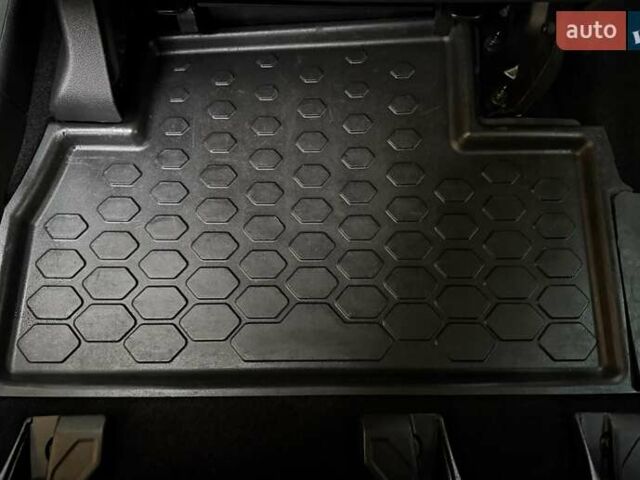 Белый Ситроен Берлинго, объемом двигателя 1.5 л и пробегом 159 тыс. км за 15950 $, фото 96 на Automoto.ua