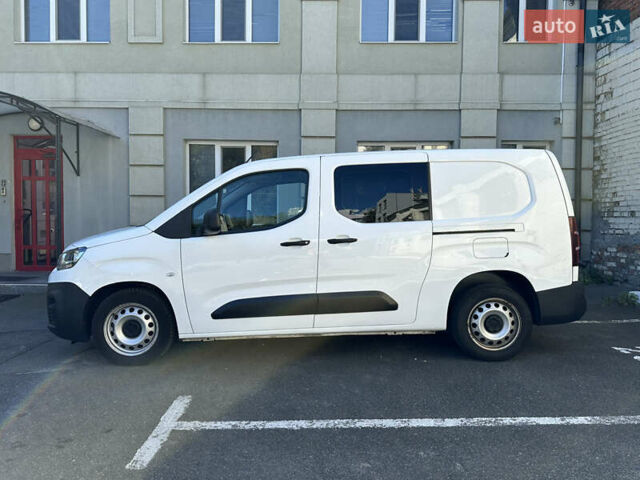 Белый Ситроен Берлинго, объемом двигателя 1.5 л и пробегом 107 тыс. км за 19300 $, фото 5 на Automoto.ua