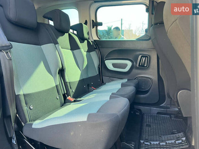 Белый Ситроен Берлинго, объемом двигателя 1.5 л и пробегом 186 тыс. км за 16000 $, фото 17 на Automoto.ua